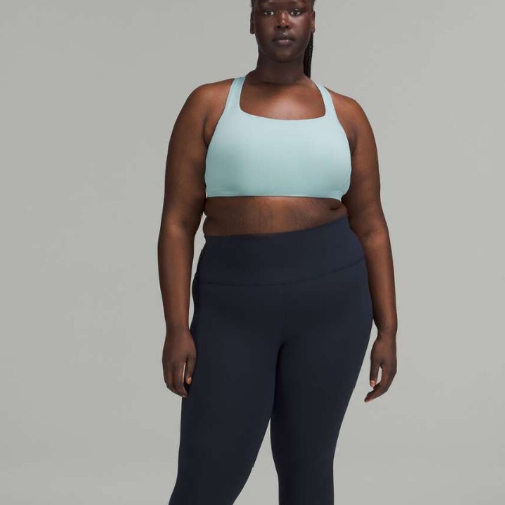 NWT Lululemon All Powered Up Bra *Medium Support in Breeze Blue - Size 42DDD